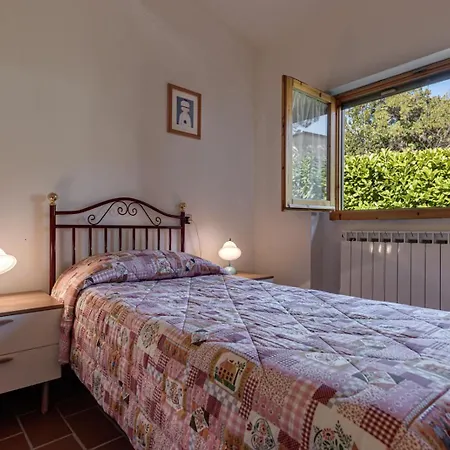 Fattoria I Tribbi Apartment