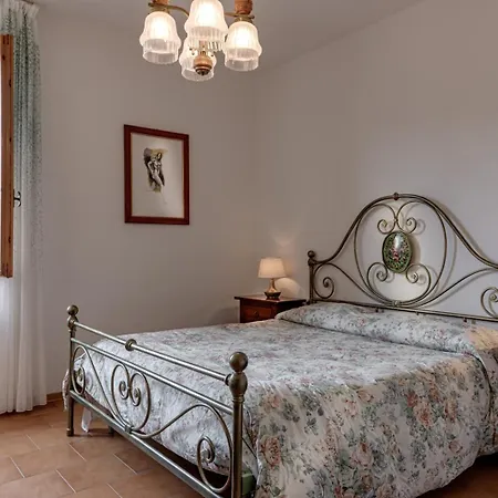 Fattoria I Tribbi Apartment